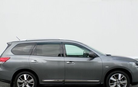 Nissan Pathfinder, 2015 год, 1 899 000 рублей, 6 фотография