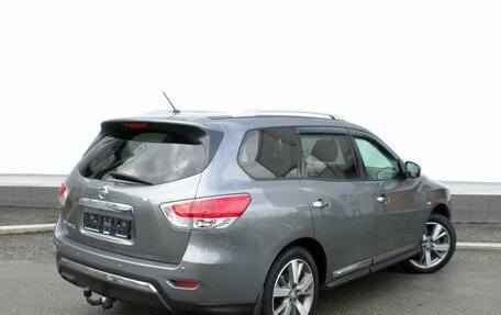 Nissan Pathfinder, 2015 год, 1 899 000 рублей, 4 фотография