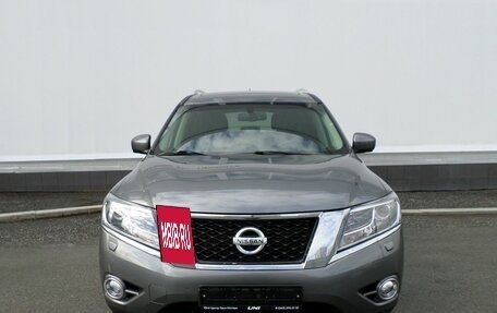 Nissan Pathfinder, 2015 год, 1 899 000 рублей, 2 фотография