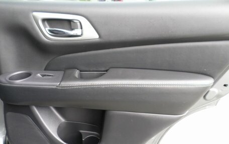 Nissan Pathfinder, 2015 год, 1 899 000 рублей, 24 фотография
