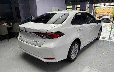 Toyota Corolla, 2021 год, 1 350 000 рублей, 6 фотография