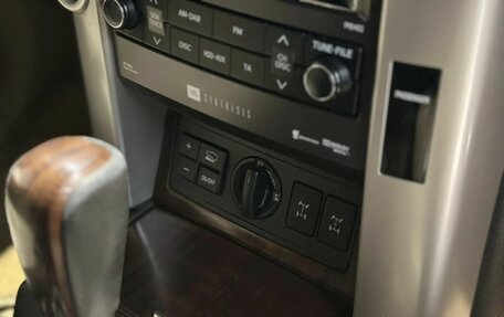 Toyota Land Cruiser Prado 150 рестайлинг 2, 2013 год, 3 350 000 рублей, 18 фотография