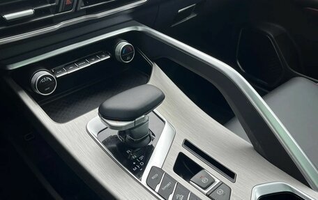 Geely Coolray I, 2023 год, 1 849 000 рублей, 23 фотография