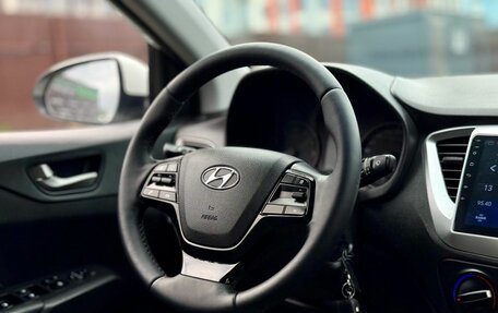 Hyundai Solaris II рестайлинг, 2017 год, 999 000 рублей, 16 фотография