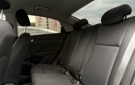Hyundai Solaris II рестайлинг, 2017 год, 999 000 рублей, 25 фотография