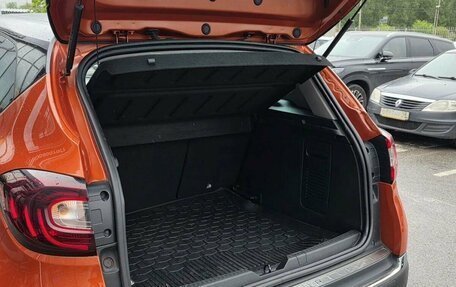 Renault Kaptur I рестайлинг, 2017 год, 1 240 000 рублей, 8 фотография