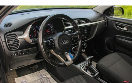 KIA Rio IV, 2021 год, 1 736 600 рублей, 9 фотография