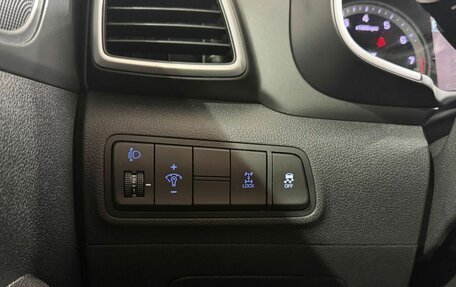 Hyundai Tucson III, 2019 год, 2 349 000 рублей, 18 фотография