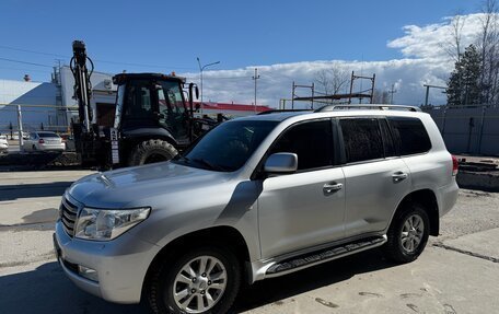 Toyota Land Cruiser 200, 2008 год, 2 999 999 рублей, 7 фотография