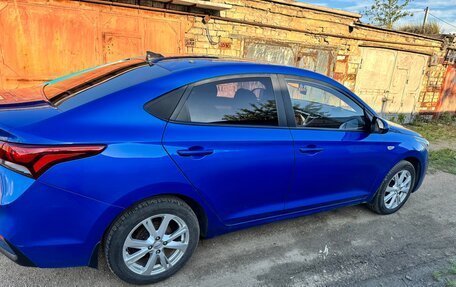 Hyundai Solaris II рестайлинг, 2017 год, 1 385 000 рублей, 3 фотография