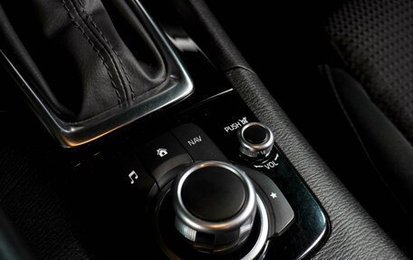 Mazda 3, 2018 год, 1 909 000 рублей, 20 фотография