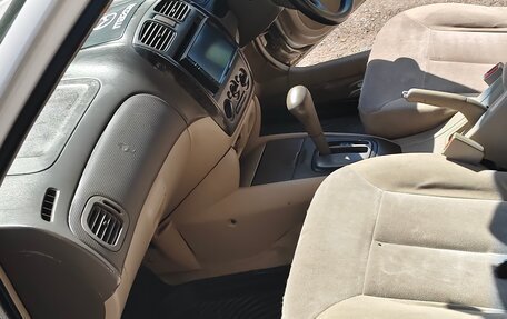 Mazda Familia, 2002 год, 200 000 рублей, 7 фотография