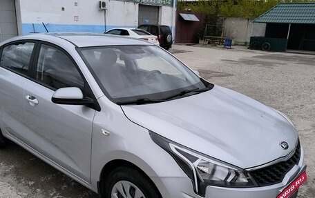 KIA Rio IV, 2021 год, 1 490 000 рублей, 4 фотография