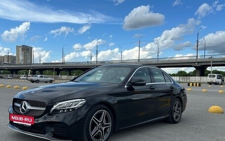 Mercedes-Benz C-Класс, 2019 год, 3 350 000 рублей, 5 фотография