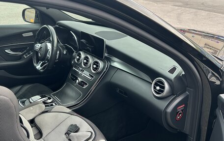 Mercedes-Benz C-Класс, 2019 год, 3 350 000 рублей, 17 фотография