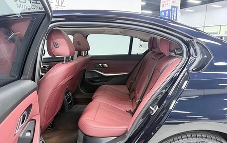 BMW 3 серия, 2023 год, 3 208 000 рублей, 10 фотография