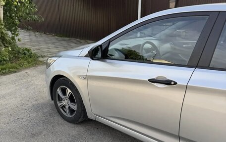 Hyundai Solaris II рестайлинг, 2014 год, 780 000 рублей, 1 фотография