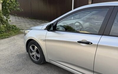 Hyundai Solaris II рестайлинг, 2014 год, 780 000 рублей, 1 фотография