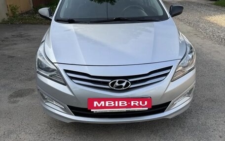 Hyundai Solaris II рестайлинг, 2014 год, 780 000 рублей, 3 фотография