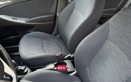 Hyundai Solaris II рестайлинг, 2014 год, 780 000 рублей, 13 фотография