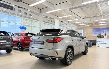 Lexus RX IV рестайлинг, 2018 год, 4 199 900 рублей, 6 фотография