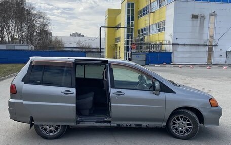 Nissan Liberty, 2001 год, 440 000 рублей, 4 фотография