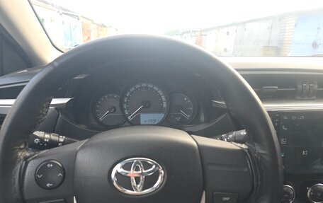 Toyota Corolla, 2015 год, 1 410 000 рублей, 5 фотография