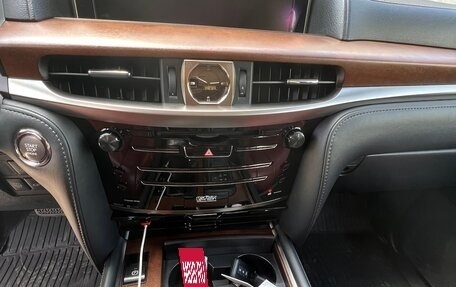 Lexus LX III, 2016 год, 7 300 000 рублей, 26 фотография