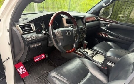 Lexus LX III, 2014 год, 5 000 000 рублей, 9 фотография
