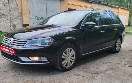 Volkswagen Passat B7, 2011 год, 950 000 рублей, 3 фотография