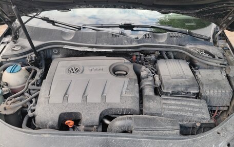 Volkswagen Passat B7, 2011 год, 950 000 рублей, 10 фотография