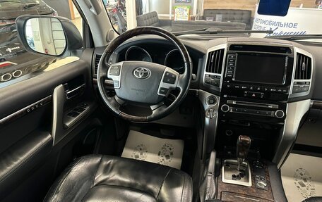 Toyota Land Cruiser 200, 2013 год, 4 299 900 рублей, 14 фотография