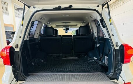 Toyota Land Cruiser 200, 2013 год, 4 299 900 рублей, 21 фотография