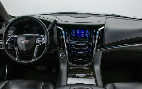 Cadillac Escalade IV, 2019 год, 3 978 000 рублей, 12 фотография
