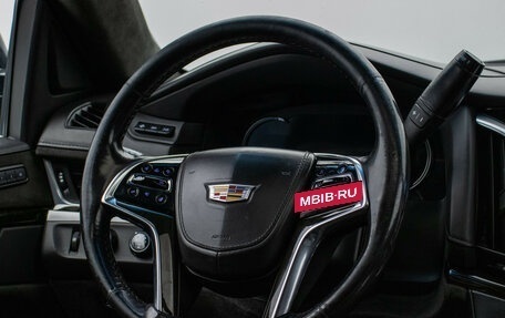Cadillac Escalade IV, 2019 год, 3 978 000 рублей, 14 фотография
