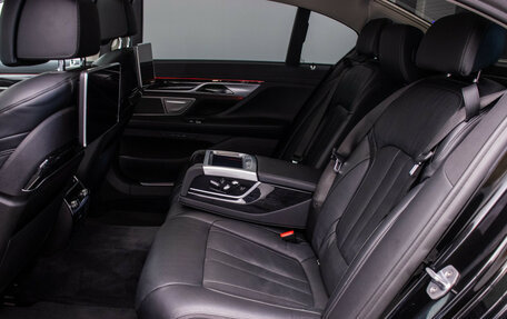 BMW 7 серия, 2019 год, 5 550 000 рублей, 10 фотография