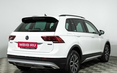 Volkswagen Tiguan II, 2019 год, 2 499 700 рублей, 6 фотография