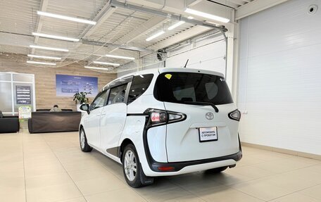 Toyota Sienta II, 2019 год, 1 699 000 рублей, 4 фотография