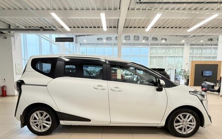 Toyota Sienta II, 2019 год, 1 699 000 рублей, 7 фотография