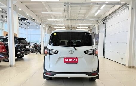 Toyota Sienta II, 2019 год, 1 699 000 рублей, 5 фотография