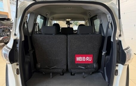 Toyota Sienta II, 2019 год, 1 699 000 рублей, 19 фотография