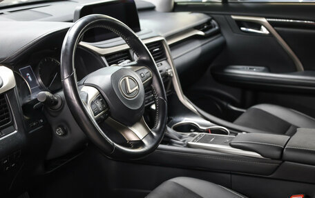 Lexus RX IV рестайлинг, 2021 год, 6 098 000 рублей, 16 фотография