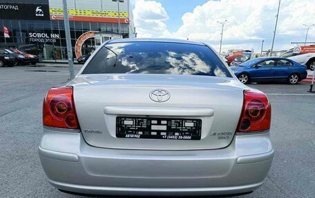 Toyota Avensis III рестайлинг, 2003 год, 672 000 рублей, 6 фотография