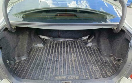 Toyota Avensis III рестайлинг, 2003 год, 672 000 рублей, 12 фотография