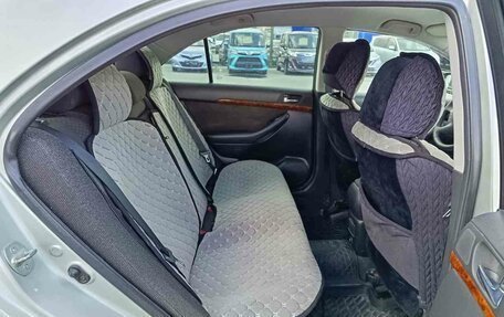 Toyota Avensis III рестайлинг, 2003 год, 672 000 рублей, 14 фотография