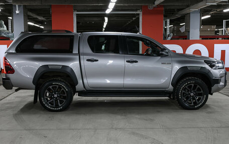Toyota Hilux VIII, 2020 год, 4 498 000 рублей, 4 фотография
