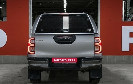 Toyota Hilux VIII, 2020 год, 4 498 000 рублей, 7 фотография