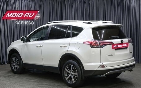 Toyota RAV4, 2017 год, 2 348 000 рублей, 8 фотография