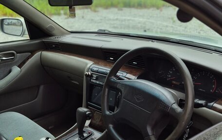 Nissan Laurel VIII, 2000 год, 380 000 рублей, 2 фотография