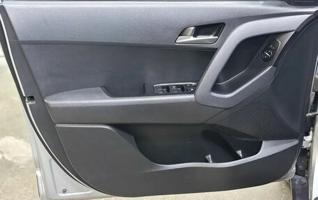Hyundai Creta I рестайлинг, 2019 год, 1 799 000 рублей, 12 фотография